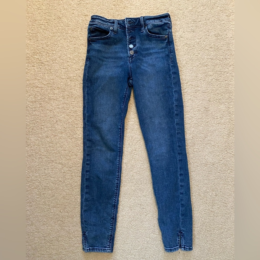 GAP Women's High Rise Dark Blue Jeans